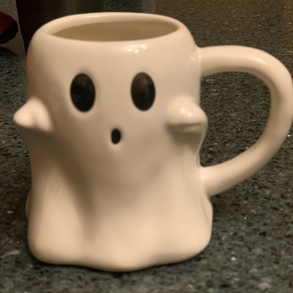 Cute target ghost mug